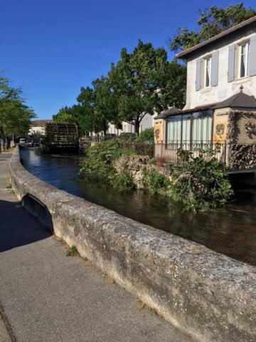 Maison De Charme Isle Sur La Sorgue Holiday home L'Isle-sur-la-Sorgue